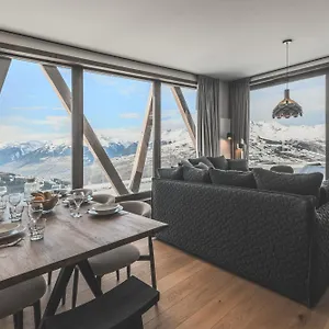 https://terresens-le-quartz.hotels-rhonealpes.com