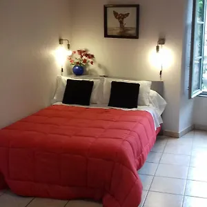 https://le-petit-dyke.hotels-rhonealpes.com